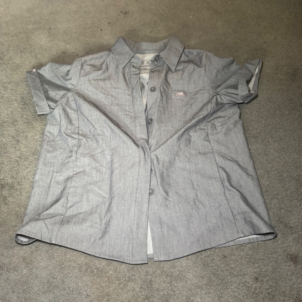 FIGS Technical Collection Grey Short Sleeve Button Up Scrub Top XS
